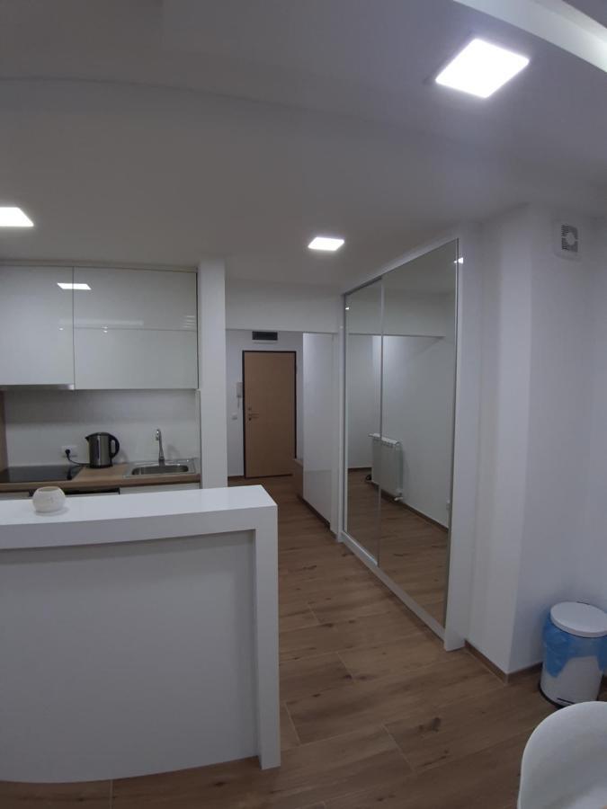 Serbian Home, Gandijeva 162 ベオグラード エクステリア 写真