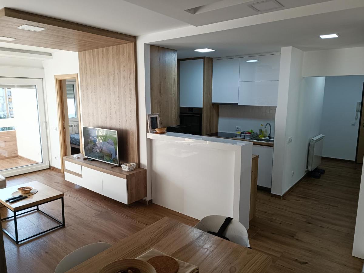 Serbian Home, Gandijeva 162 ベオグラード エクステリア 写真